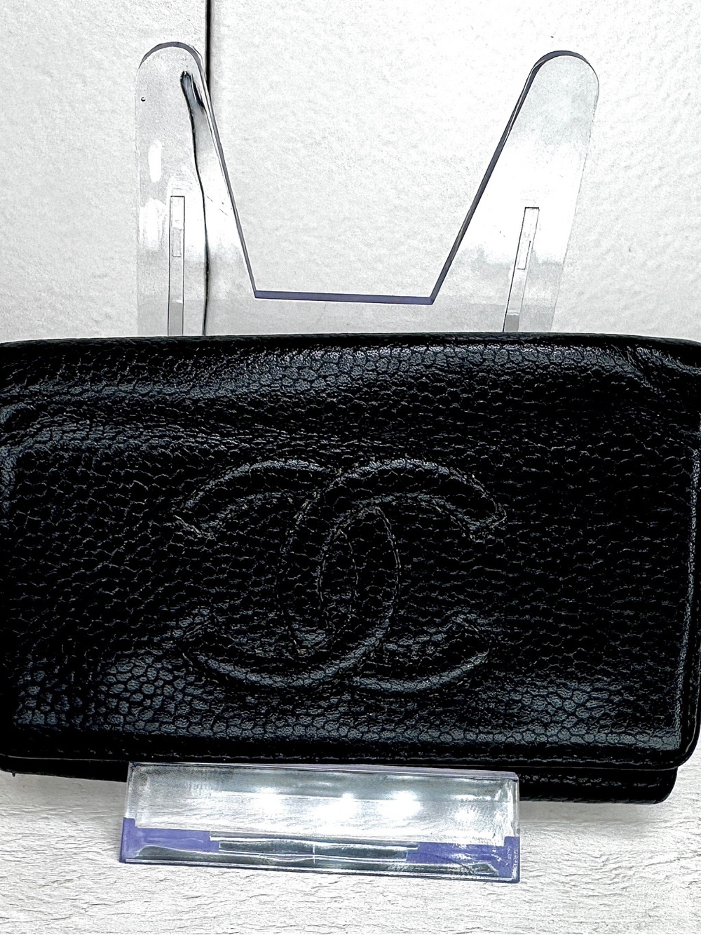 CHANEL Vintage Black Caviar Leather 6-Key Holder Wallet CC Logo Gold Hardware